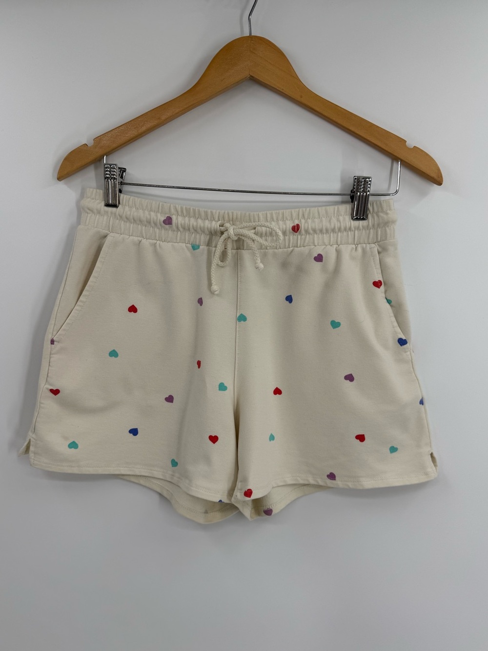 Wildfox Heart Print Sweat Shorts | Cream | Small
